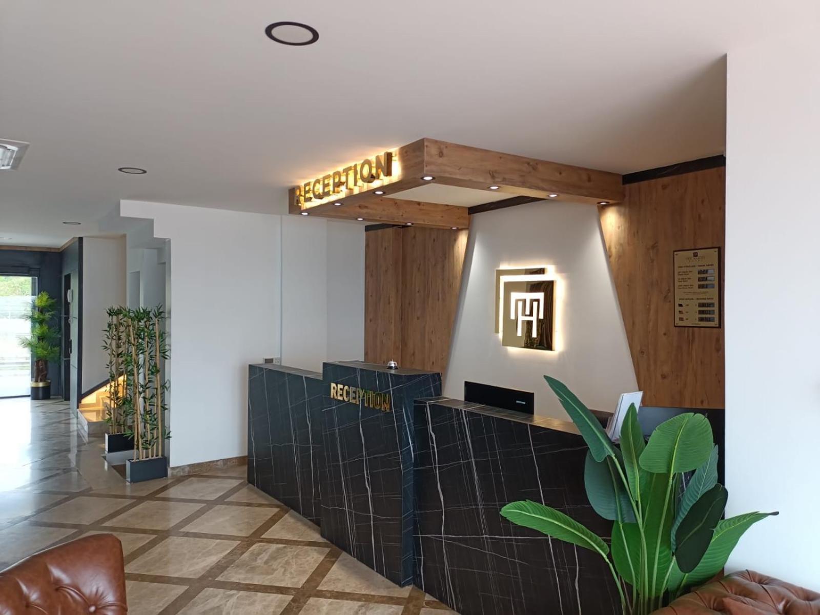 The Marine Hotel Trabzon Buitenkant foto