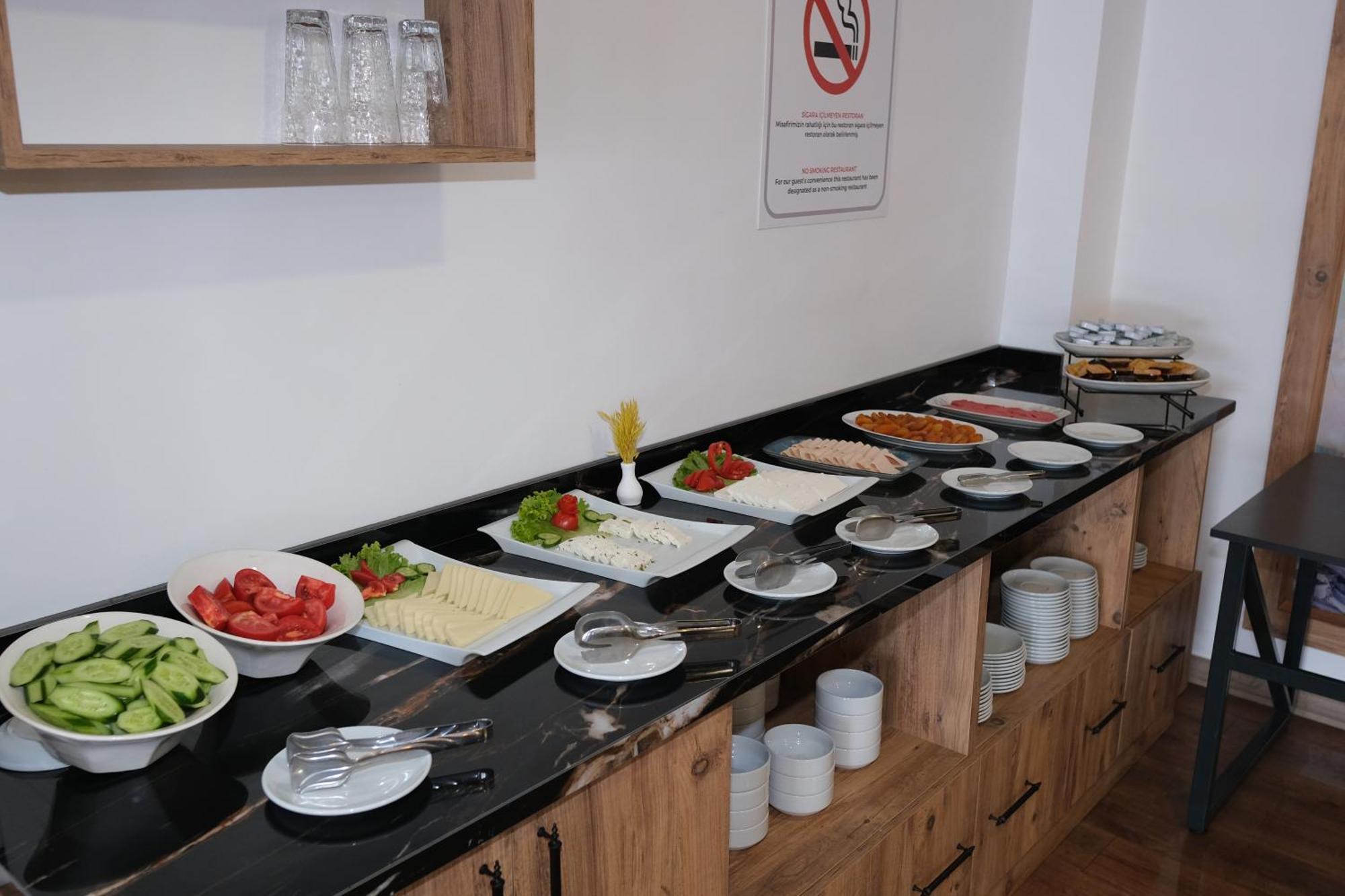 The Marine Hotel Trabzon Buitenkant foto
