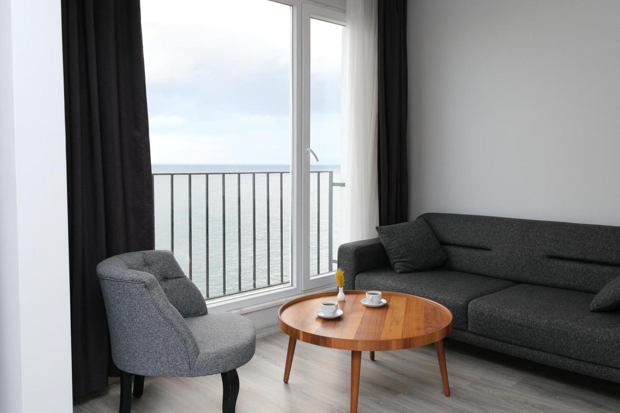 The Marine Hotel Trabzon Buitenkant foto